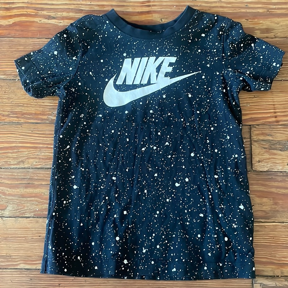 Nike Tee (kids XS)